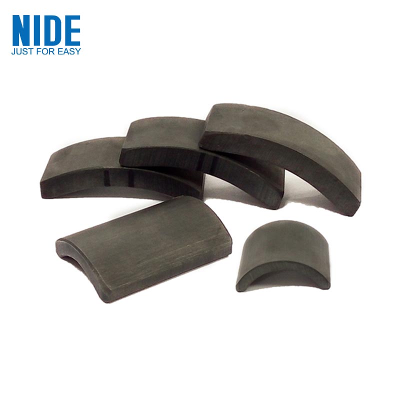 អចិន្រ្តៃយ៍ Arc Ferrite Magnet